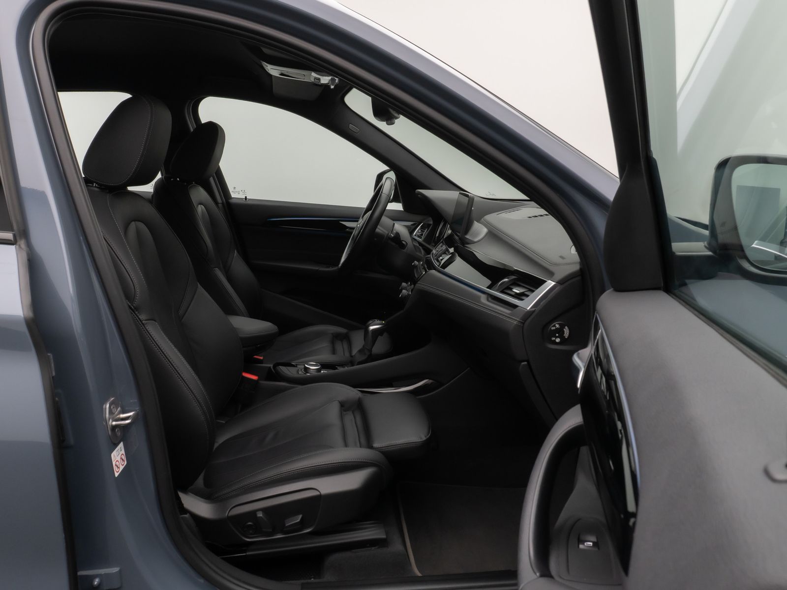 Fahrzeugabbildung BMW X1 xD25e Sport Line Kamera HUD DAB Komfort Navi+
