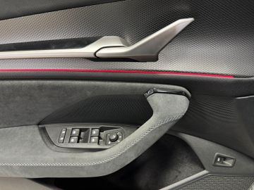 Fahrzeugverkauf 12 Skoda Kodiaq 1.5 TSI Sportline 7-Sitze*Panodach*AHK*