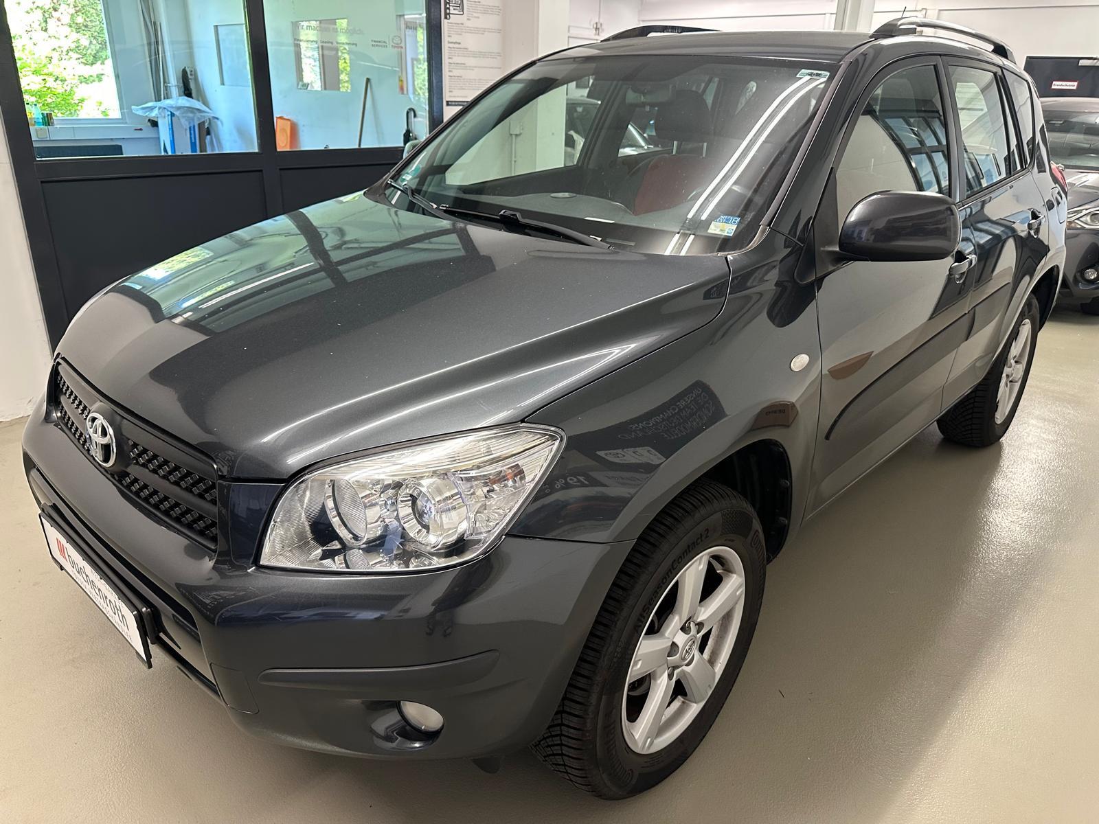 Toyota RAV4 2,0 4X4