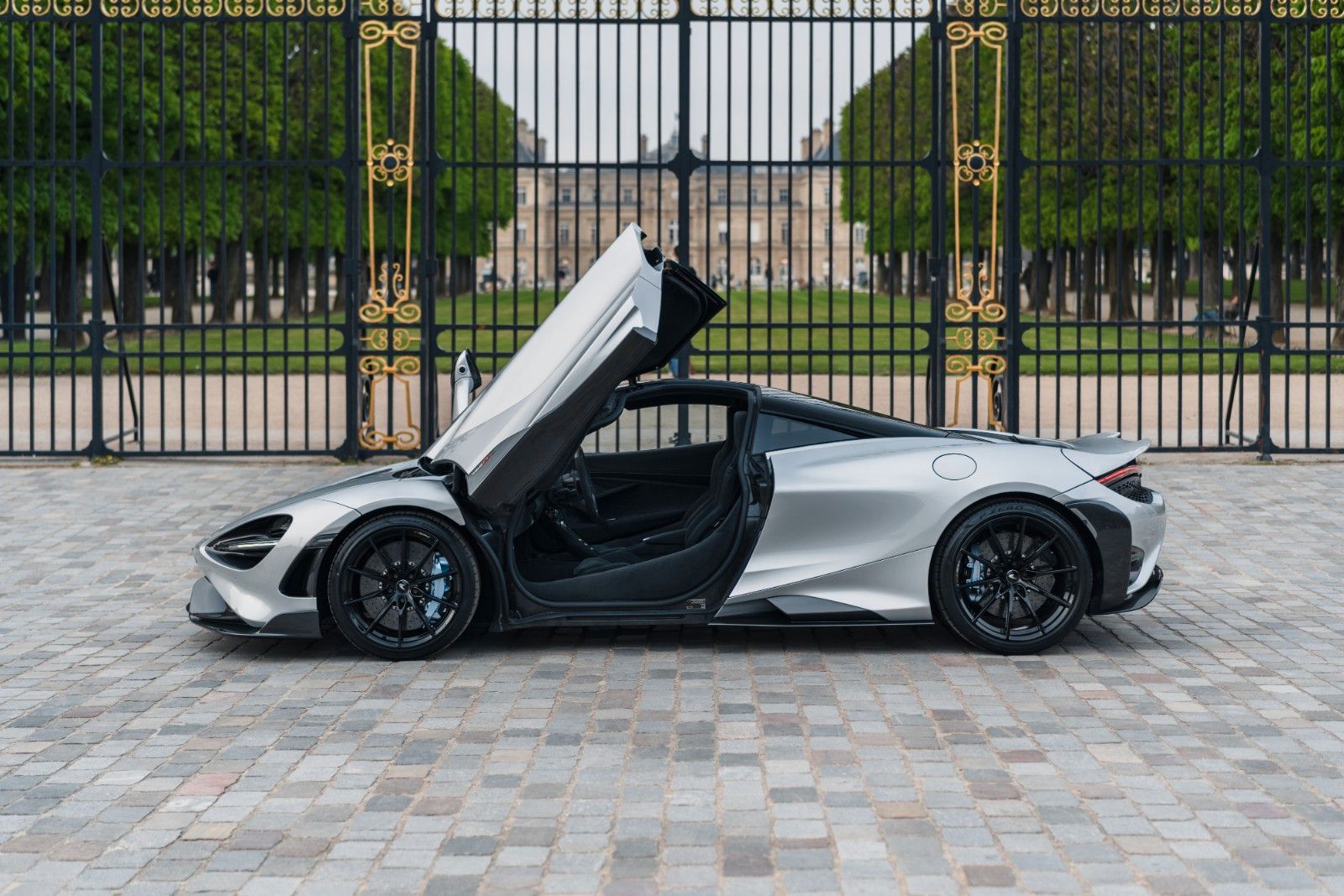 McLaren 765LT Coupe - first hand, low mileage, PPF imagem 2