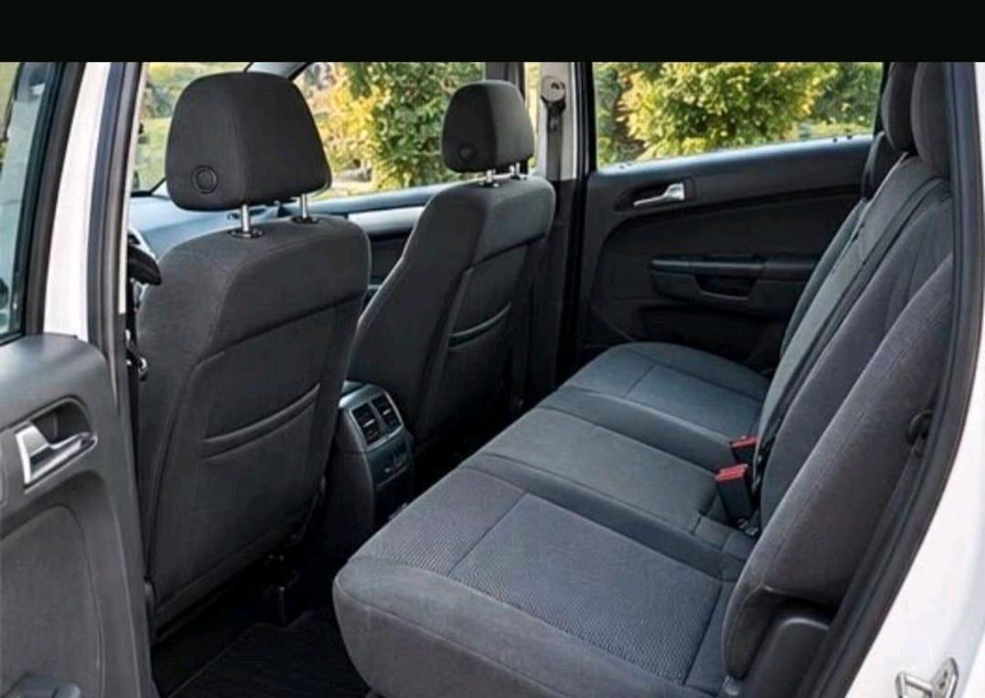 Opel Zafira 2012 — photo 7