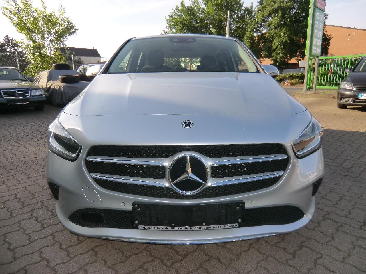 MERCEDES-BENZ Mercedes Benz B 180 Navi,Kamera,Tempomat