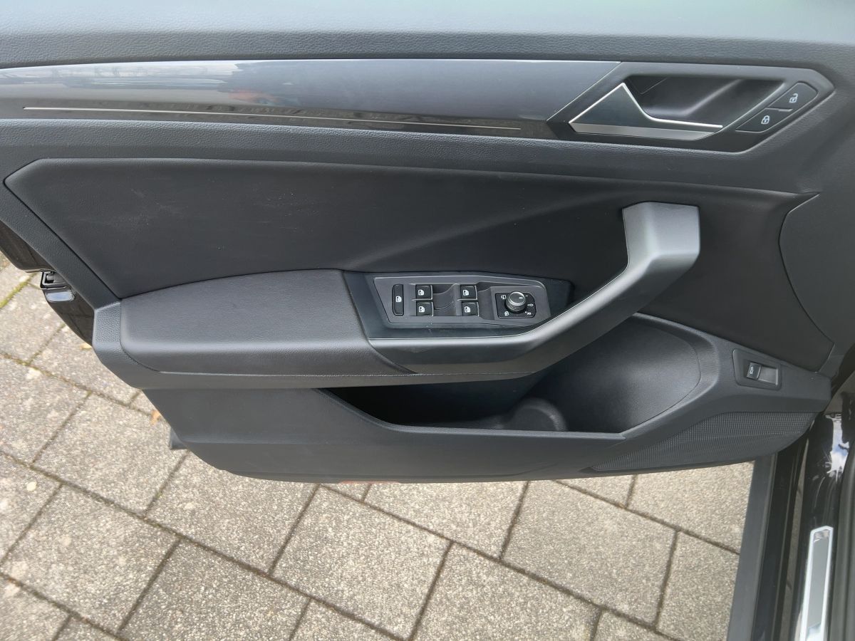 Volkswagen T-Roc - Bild 18