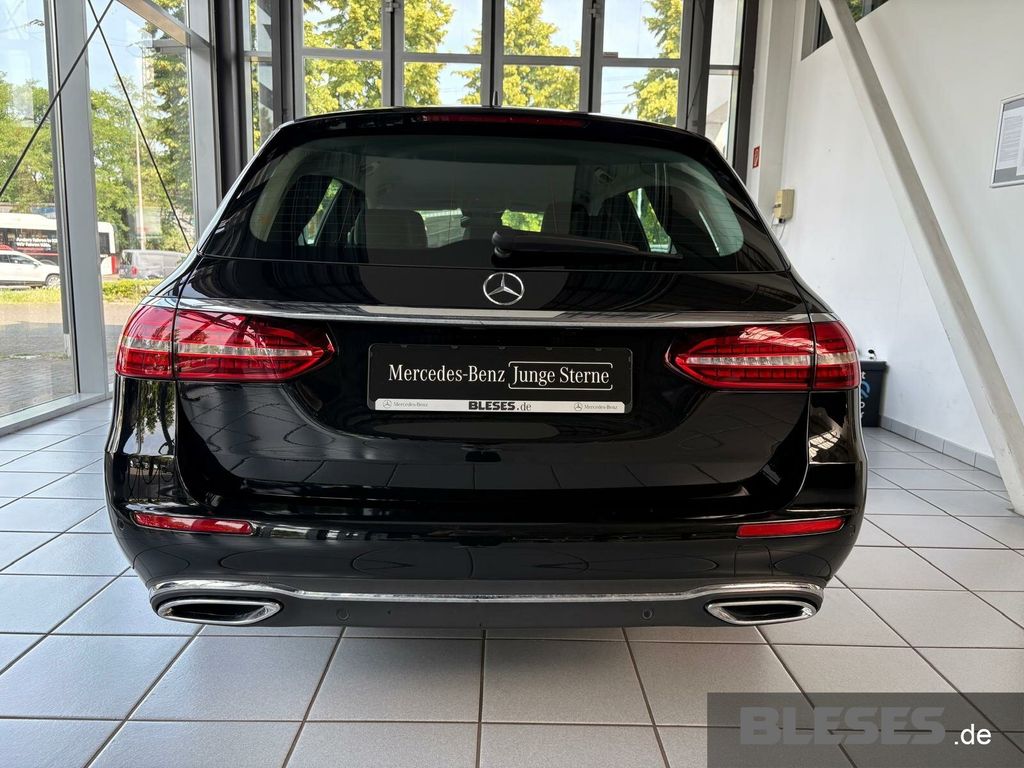 MERCEDES-BENZ E 220 – Bild 6