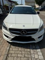 Mercedes-Benz 220 CDI - AMG Line - Sportfahrwerk - 177 PS - Mercedes-Benz 220: Automatik, Cdi