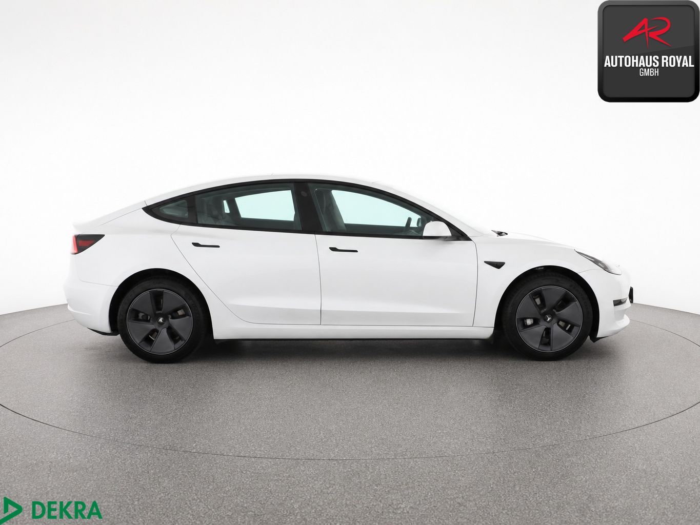 Tesla Model 3 RWD PANO KEYLESS ACC KAMERA WÄRMEPUMPE foto 6