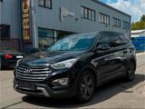 Hyundai Grand Santa Fe  inkl. Sommer- und Winterräder - schwarze Hyundai Grand Santa Fe