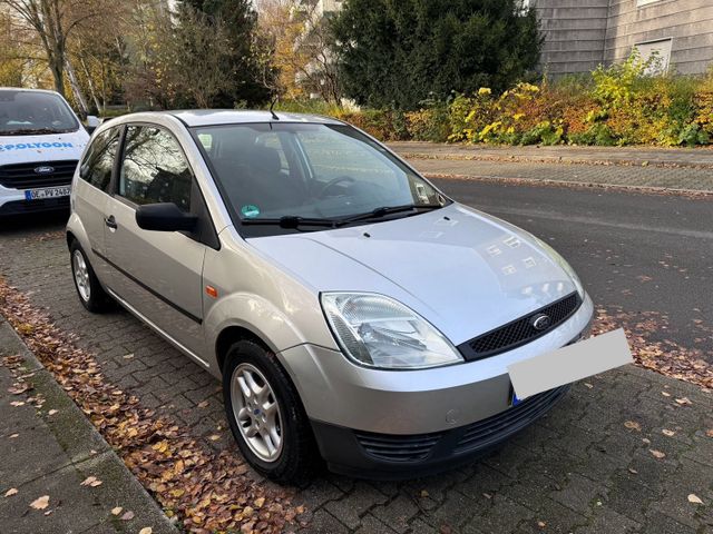 Ford Fiesta 2004 Tuv August  2026 voll fah...