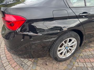 BMW 318 - 6