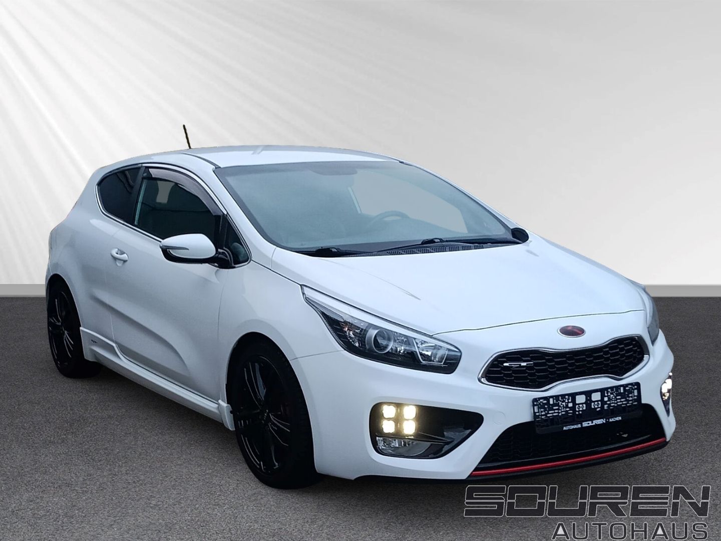 Fahrzeugabbildung Kia ProCeed 1.6 GT-Challenge +Navi+Mehrzonenklima+Si