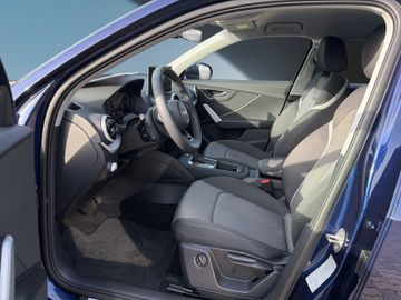 Audi Q2 35 TFSI S-LIne KAMERALEDTEMPOMAT