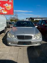 Mercedes-Benz C 220 CDI T AVANTGARDE - Mercedes-Benz C 220 aus 2002: Cdi