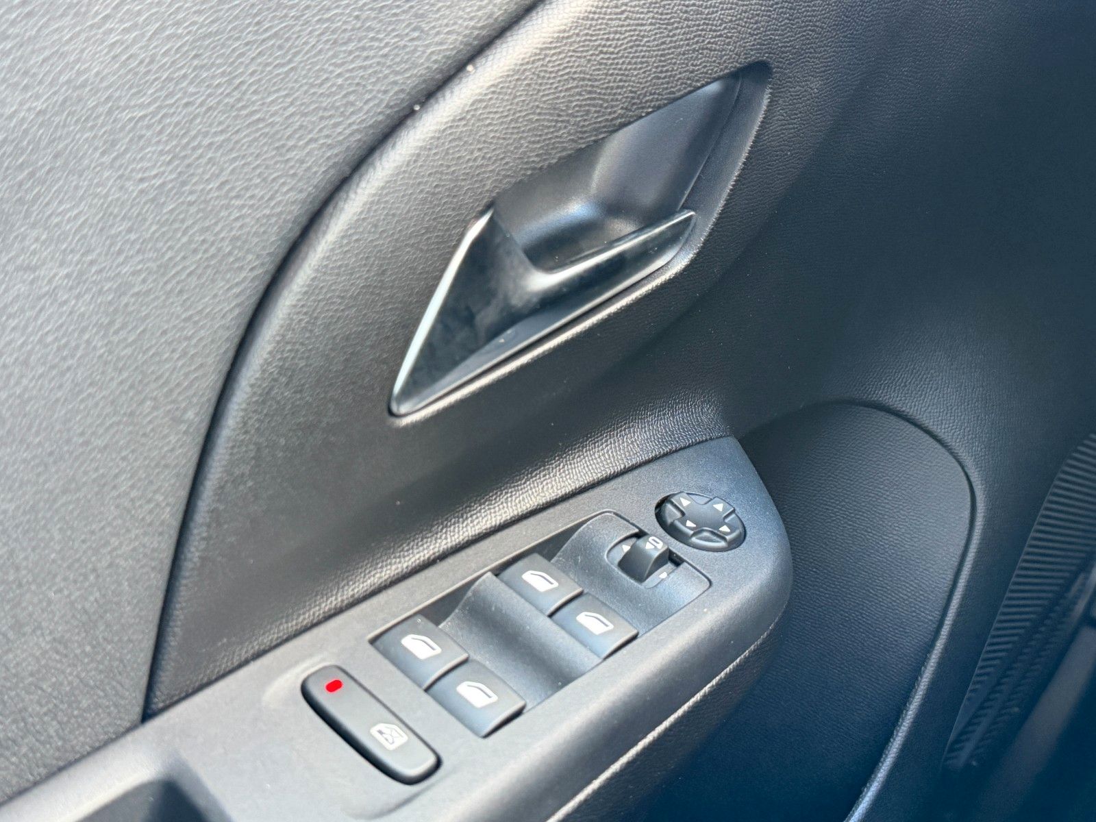 Fahrzeugabbildung Opel Corsa F GS 100PS Kamera/LED/SHZ!