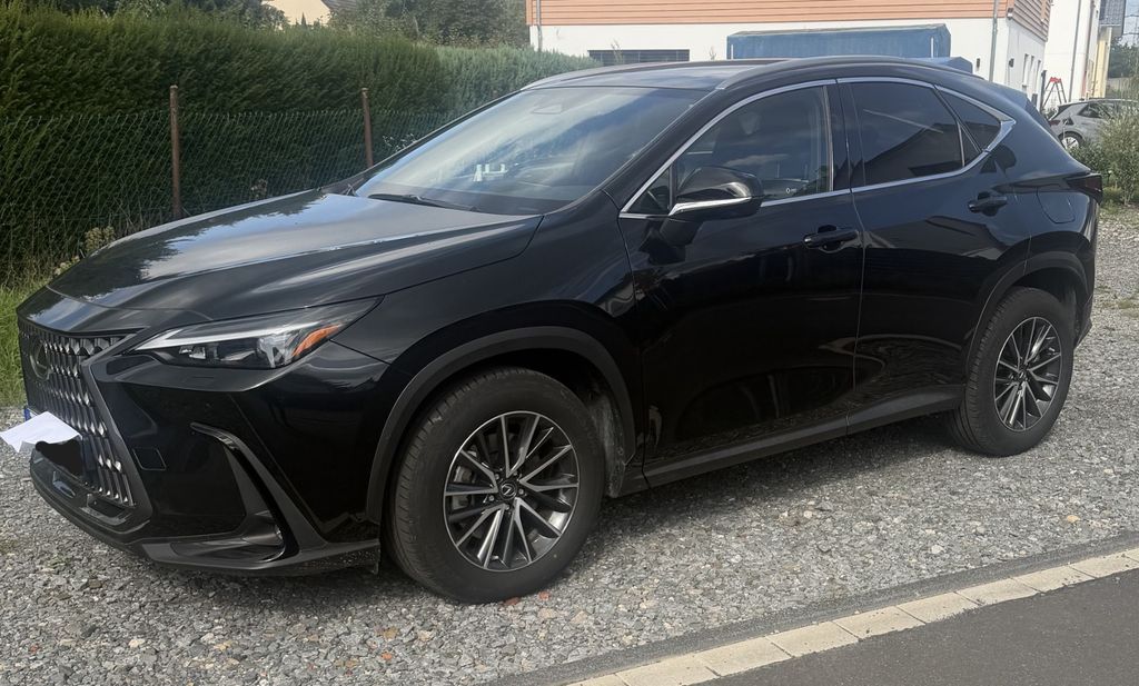 Image of Lexus NX 450h