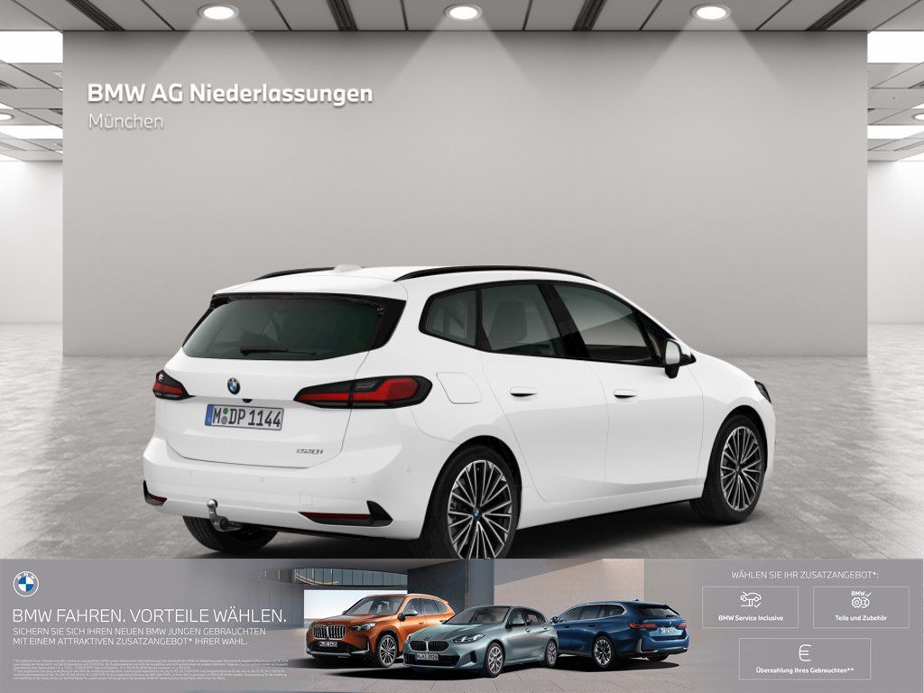 BMW 220 Active Tourer - Bild 2