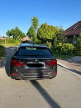 BMW 530d*xDrive*Touring*M*Paket  - BMW 530 mit Diesel-Antrieb: Leder, Schiebedach, Kombi, 530d Paket
