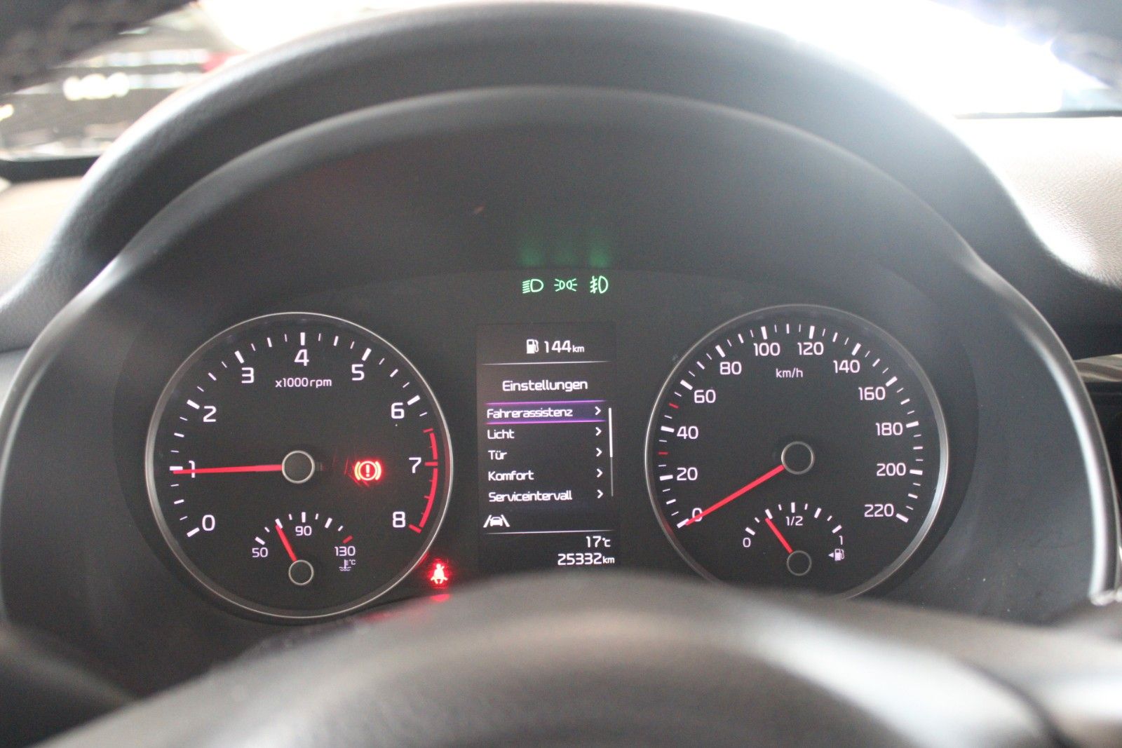 Fahrzeugabbildung Kia Stonic KLIMAAUTO Kamera PDC DAB SHZ LHZ 1.Hand
