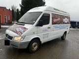 Mercedes-Benz Sprinter Kasten 311 CDI - Mercedes-Benz Sprinter aus 2003: Van