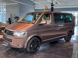 Volkswagen T5 Multivan Highline Leder Sthzg "Motor neu" AHK - : Braun, Leder