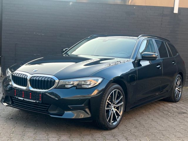 BMW 320 Baureihe 3 Touring 320 e xDrive Advantage