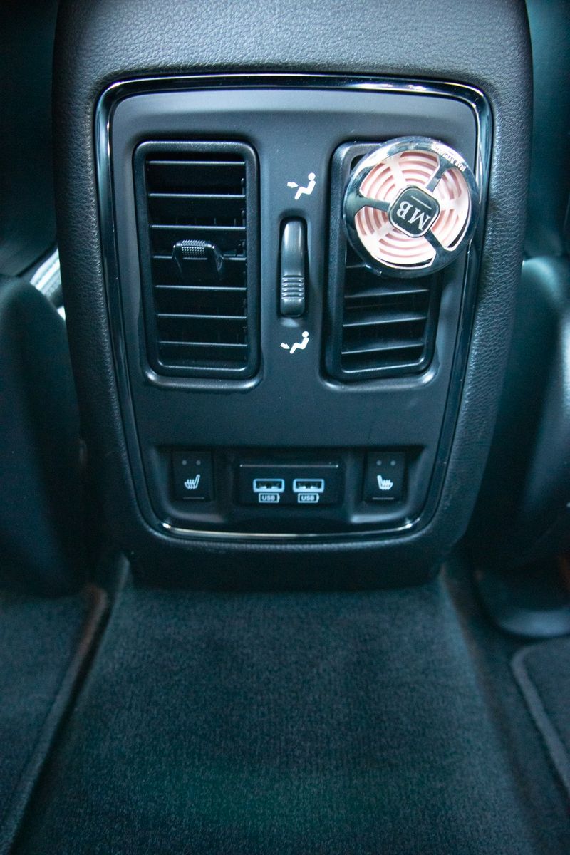 Fahrzeugabbildung Jeep Grand Cherokee SRT 6.4*22"*BORLA*St.HZG*Keramik*
