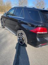 Mercedes-Benz GLE 350 AMG line Panorama harman kardon  - gebrauchte Mercedes-Benz GLE 350 aus dem Jahr 2015