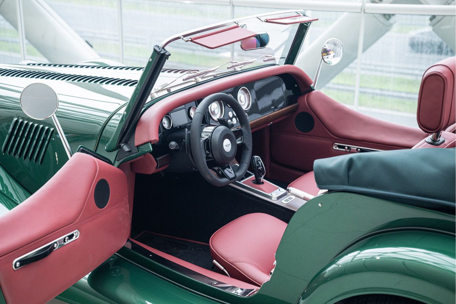 Morgan Plus Four 2.0 | Heated Seats | PPF | Bagagerek | imagem 3