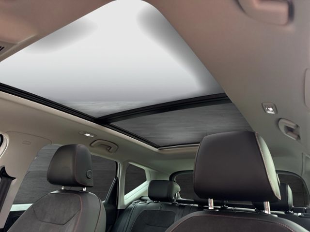 Ateca FR 2.0 TSI DSG 4DRIVE PANO STANDHZG NAVI A
