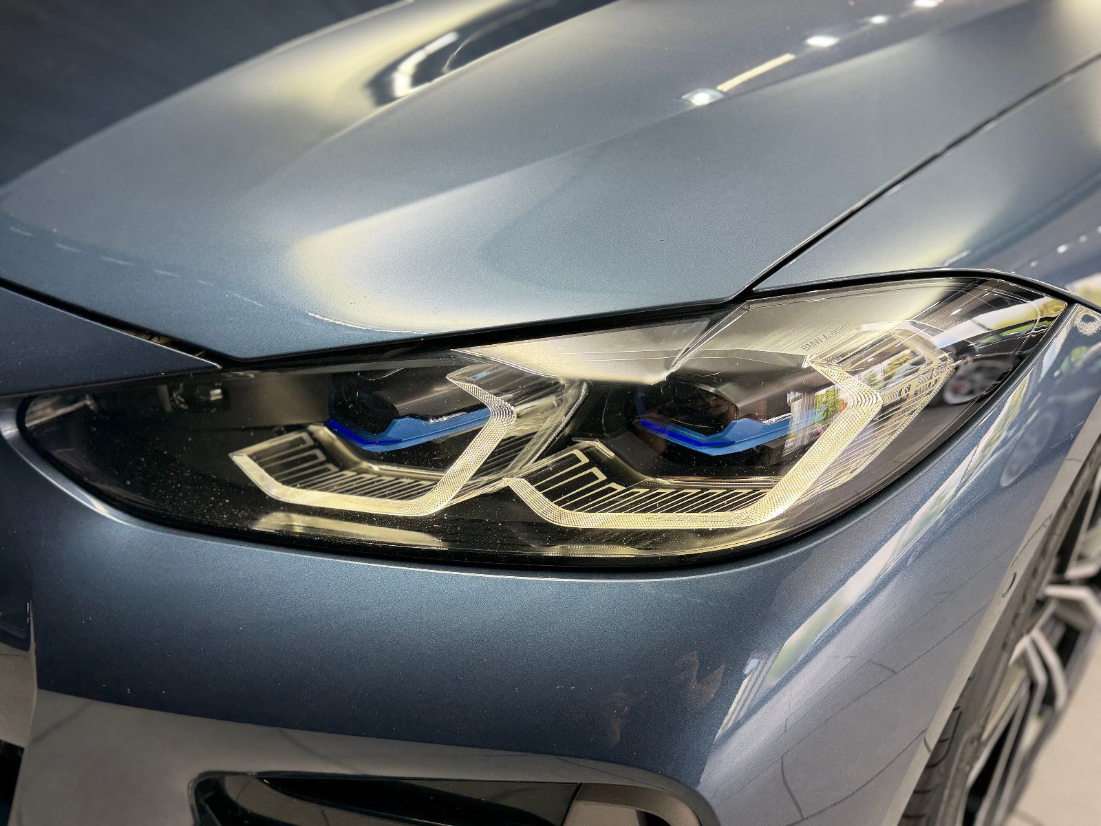 Fahrzeugabbildung BMW M440i xDrive Coupe|LASER|H&K|360°|M-Sitze|Gestik