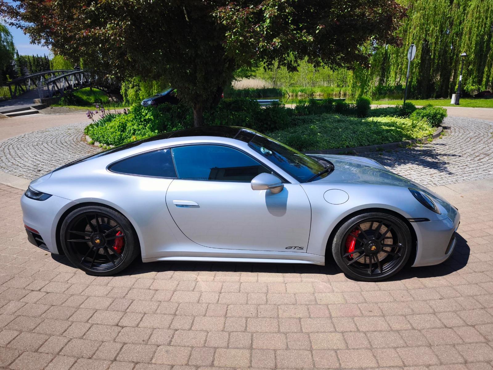 Porsche 911 Carrera GTS LED BOSE RFK Pano
