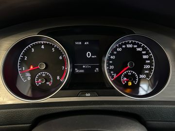 MYAUTOCENTER – Gebraucht- und Jahreswagen mit Werkstattservice in Pfaffenhofen Volkswagen Golf VII Lim. Comfortline BMT