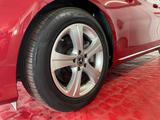 Mercedes-Benz E 220 Lim 4Matic*1.Hd.+SHgpfl.+Kam.+DAB+Navi+LED - Mercedes-Benz E 220: 4matic