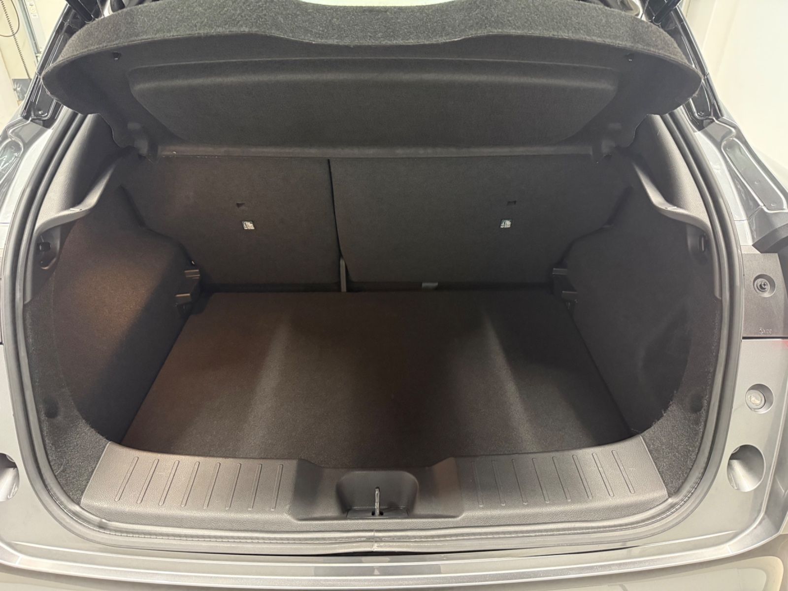 Fahrzeugabbildung Nissan Juke Hybrid Premiere Edition Navi 2-Farben-Lack