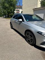 Mercedes-Benz A 200 - MBUX - GARAGENWAGEN - TOP - Mercedes-Benz A 200 in Augsburg