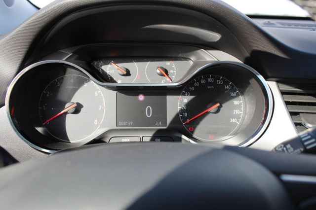 Fahrzeugabbildung Opel Crossland 1.2 Turbo Enjoy KlimaA,LED,Navi,SHZ,LM