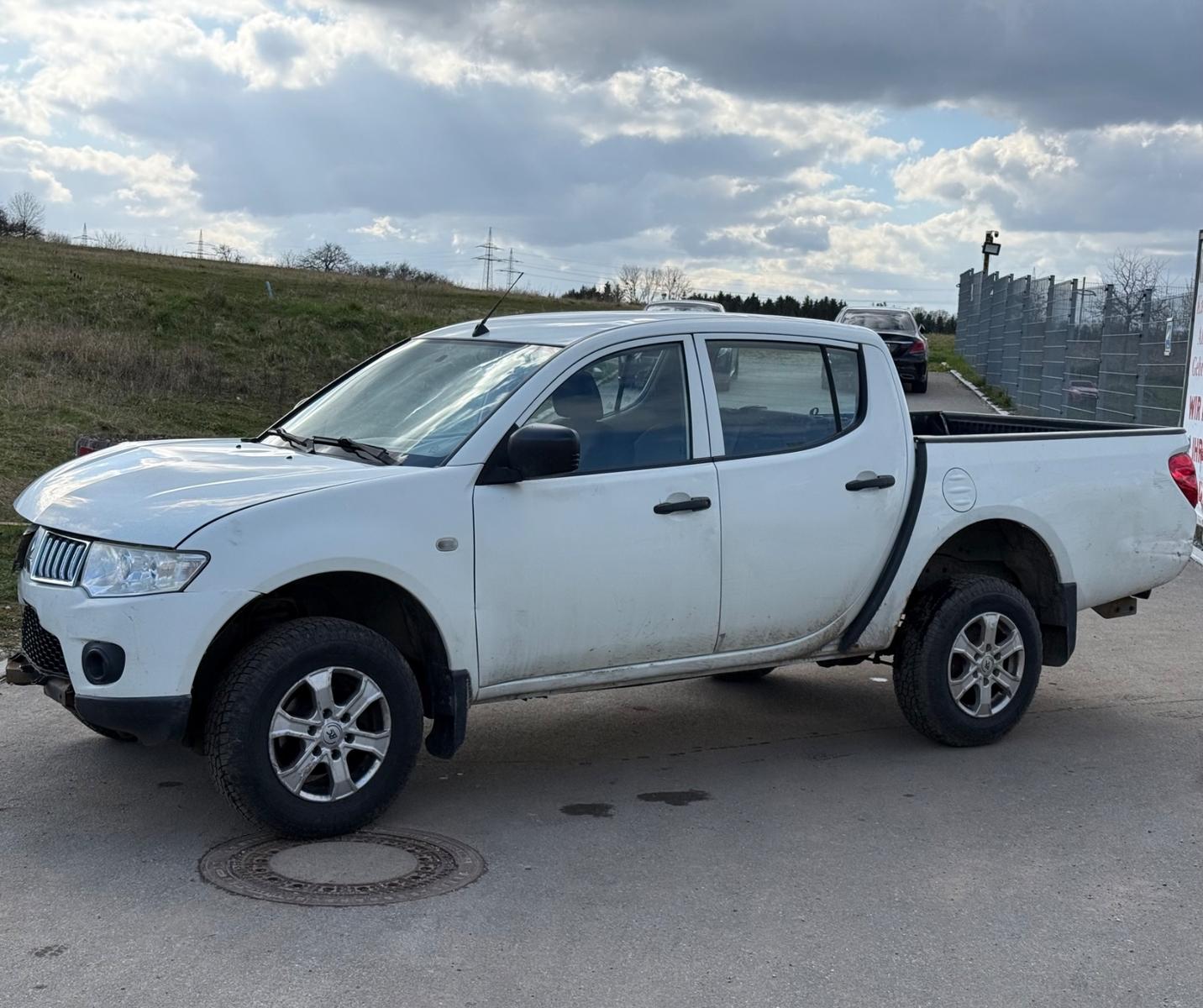 Mitsubishi L200 Pick-Up Double Cab 2.5 D-ID 4WD *EURO.5*AHK