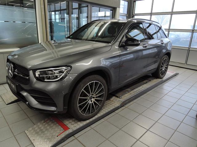 Mercedes-Benz GLC 300 de 4M AMG/Night/20''/LED/Distronic/Navi/