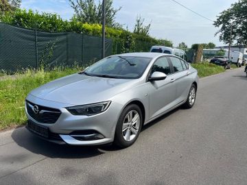 Opel Insignia - 1