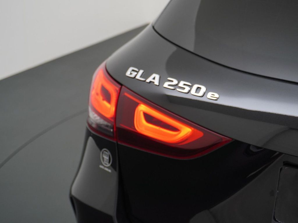 Mercedes-Benz GLA 250 GLA 250e AMG-Line | Sfeerverlichting |