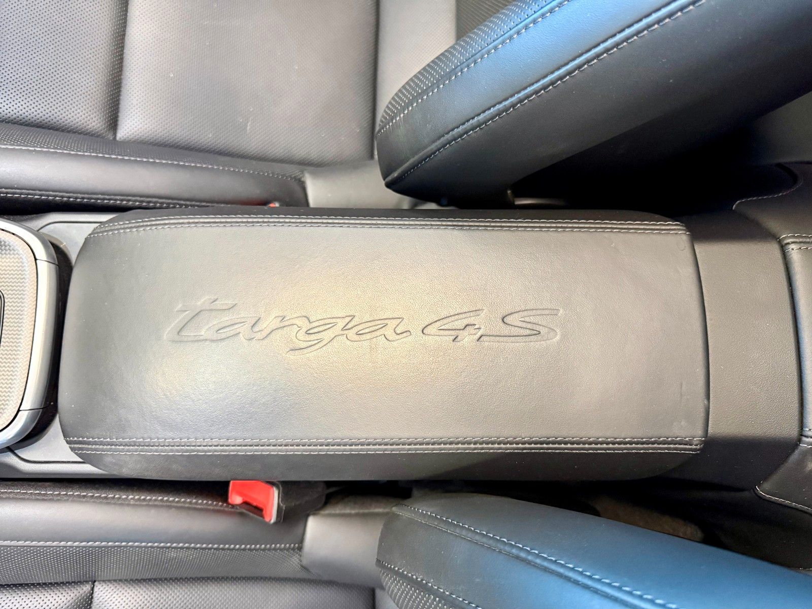 Fahrzeugabbildung Porsche 911 992 Targa 4S SportDesign/LIFT/ACC/SCP/Inno