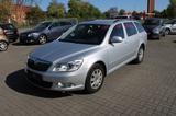 Skoda Octavia Combi Ambiente Temp. PDC - Skoda Octavia aus 2009: Kombi