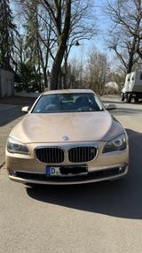 BMW 730d*SoftClose*TOP Ausstattung*Memory*SideKamera - BMW 730 in Düsseldorf