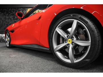 صورة مصغرة 23 لـ 2018 Ferrari PORTOFINO