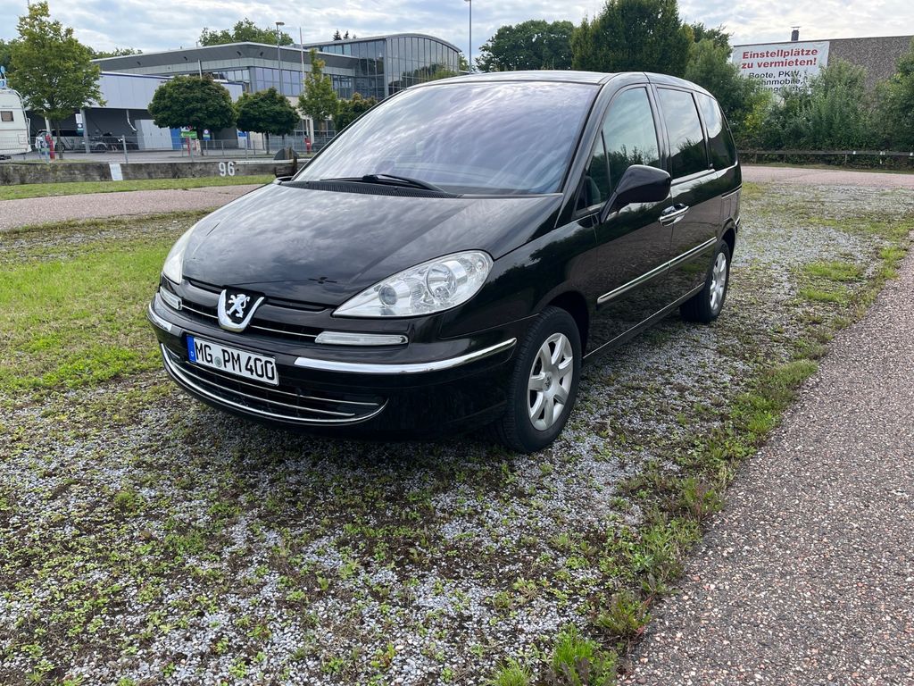 Peugeot 807