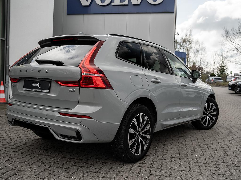 Volvo XC60 B4 Plus Dark