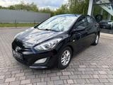 Hyundai i30 FIFA World Cup Edition/HU 07.2027/SHZ/PDC - Hyundai i30: Edition20