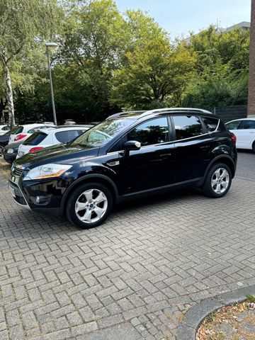 Ford Kuga 2.0 D Klima-Pano-Keyless-AHK-TÜV