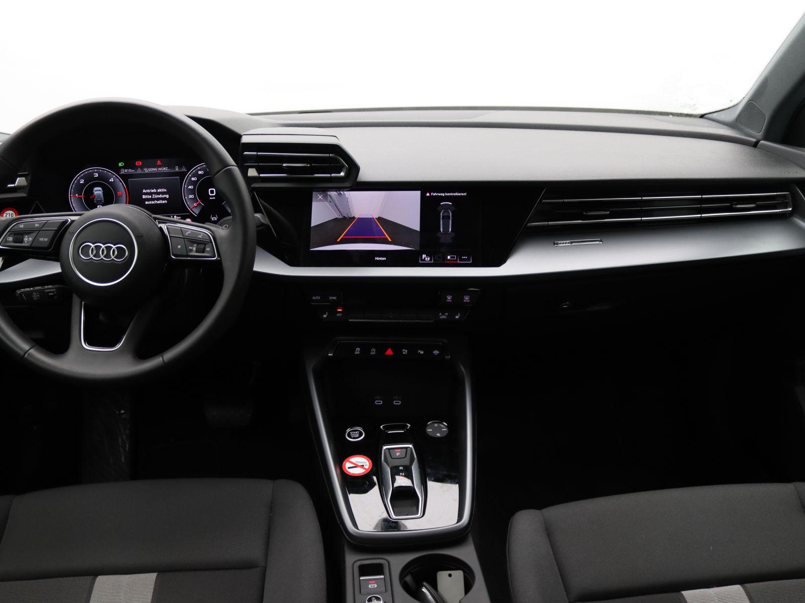 Audi A3 Sportback advanced 35TDI S-tronic / Navi, RFK