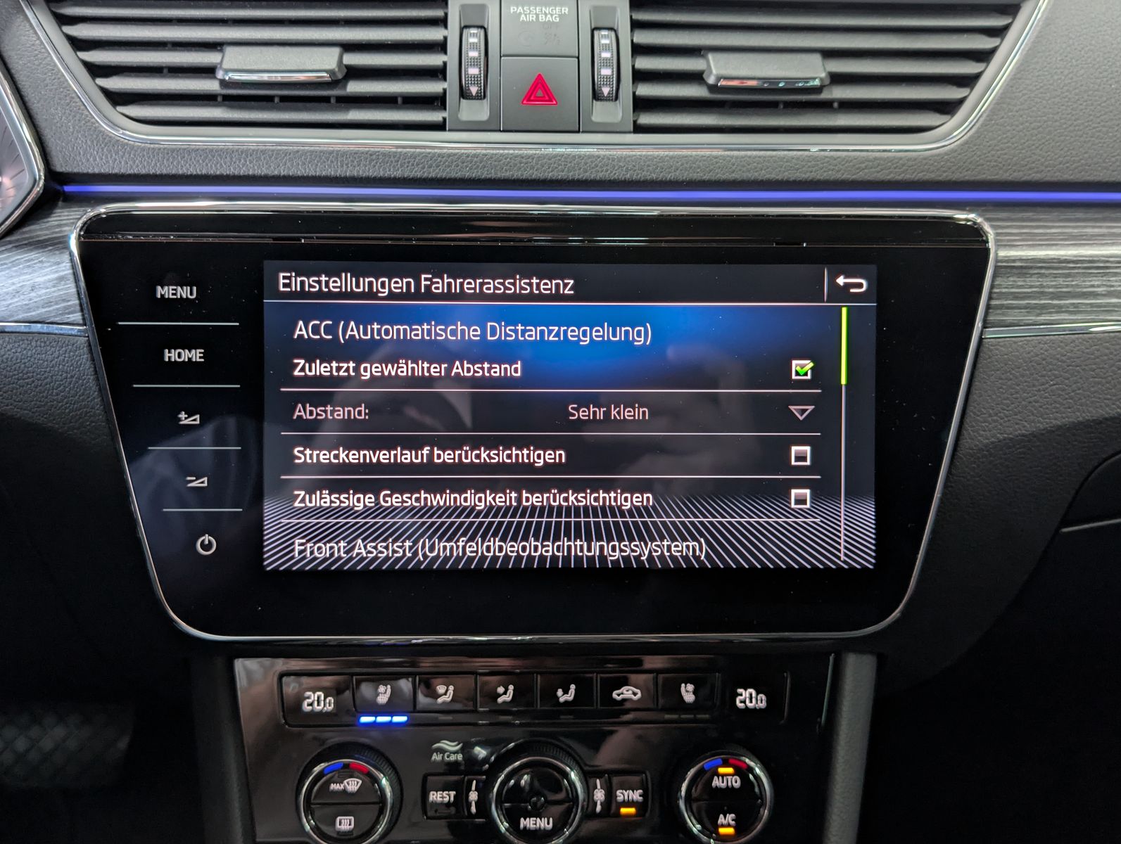 Fahrzeugabbildung SKODA Superb Premium Edition 2.0 TDI ACC VIRT MASSAGE