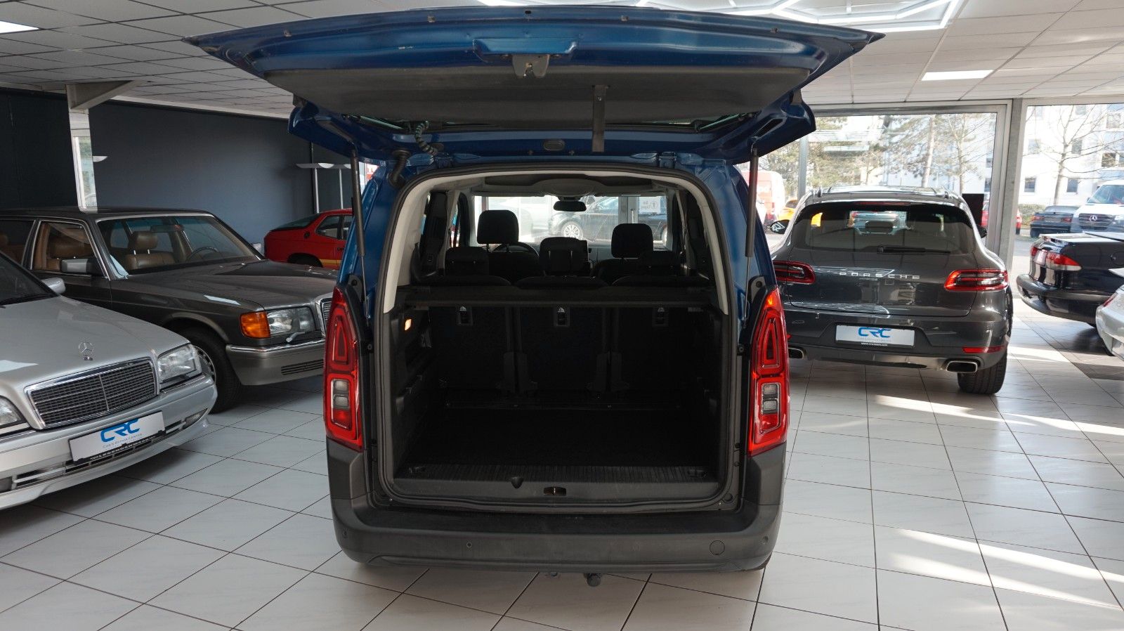 Fahrzeugabbildung Citroën Berlingo Feel M *1.Hand*Carplay*Navi*Kamera*